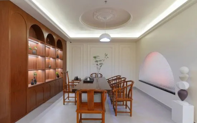 SuYan white high-end boutique homestay