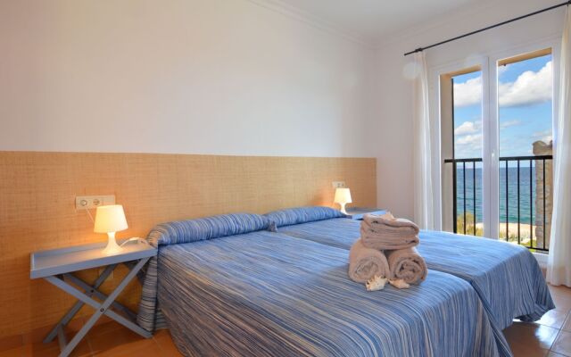 Mallorca Family Sea Front Villa in Betlem