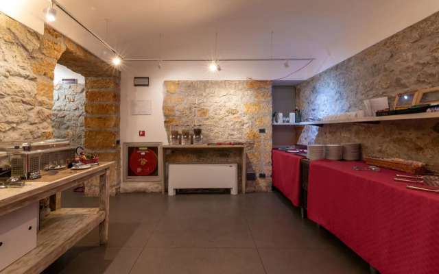 Hotiday Room Collection - Palermo Politeama