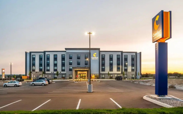 Comfort Inn & Suites