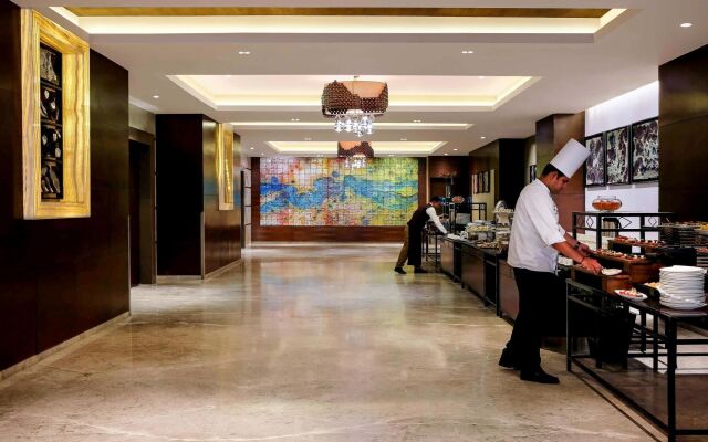 Grand Mercure Vadodara Surya Palace Hotel