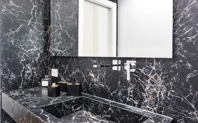 Flaben Luxury Villa in Diano Marina