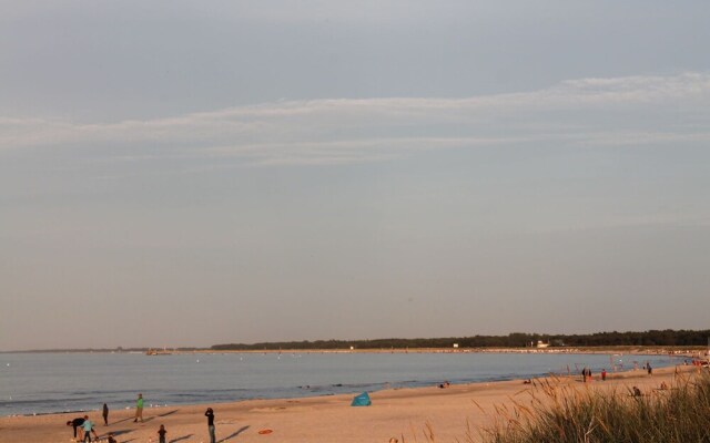 Cushy Apartment in Niehagen With Terrace, Parking, Parasol