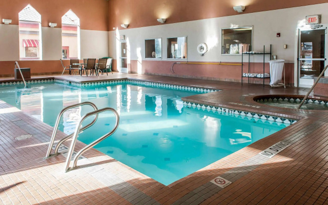 Comfort Inn & Suites I-25 Near Spaceport America