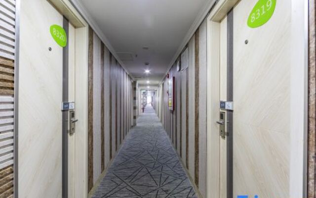 Hi Inn Hotel (Shanghai Xujiahui Wantiguan)
