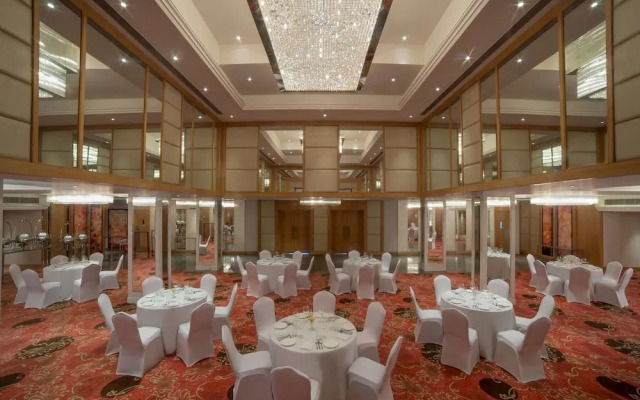 Singhania Sarovar Portico Raipur