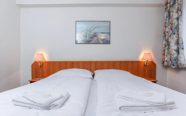 Hotel Astra