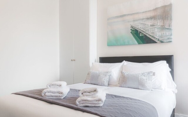 Platinum SA - Sefton Suites