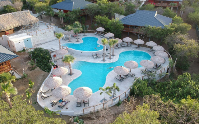 Morena Resort