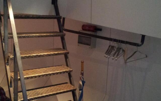 New Houseboat Jordaan Centrum