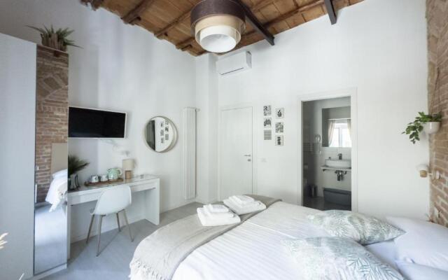 White Ostilia BB
