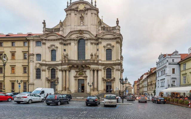 Romantic Apartment Prague near Charles Bridge