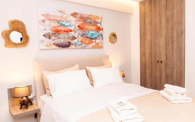 Sweet Suite Flora in Vouliagmeni