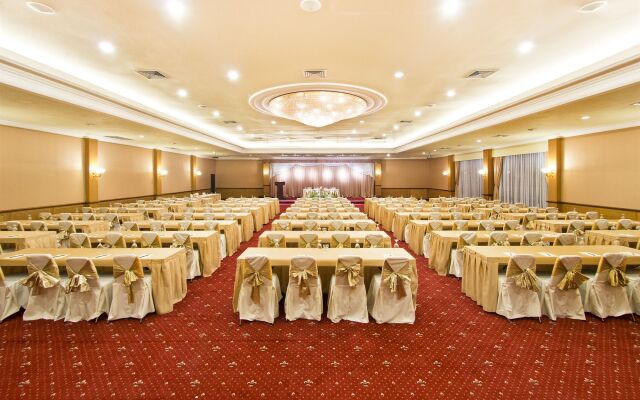 Puri Asri Hotel & Resort