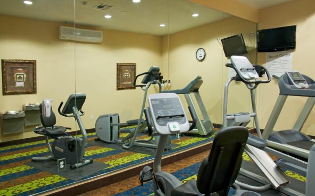 Holiday Inn Express Hotel & Suites Galveston West-Seawall by IHG