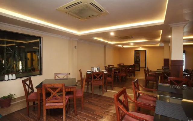 Capital O 699 Hotel Sneha