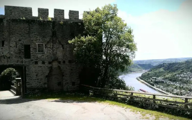 Burg Sterrenberg