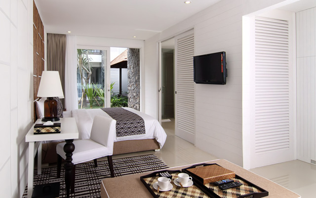 The Kanjeng Suites Villas Seminyak