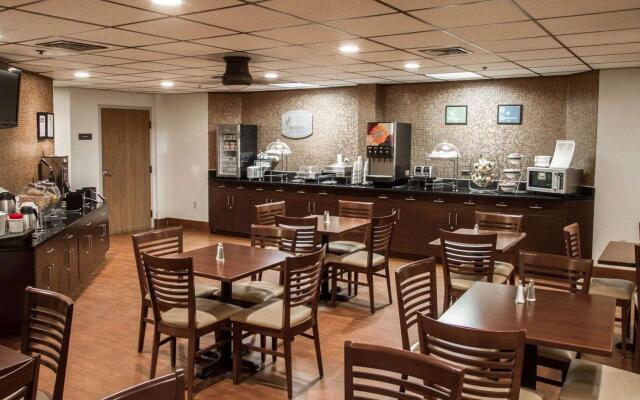 Sleep Inn & Suites Buffalo Airport