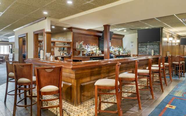 Best Western Greenfield Inn