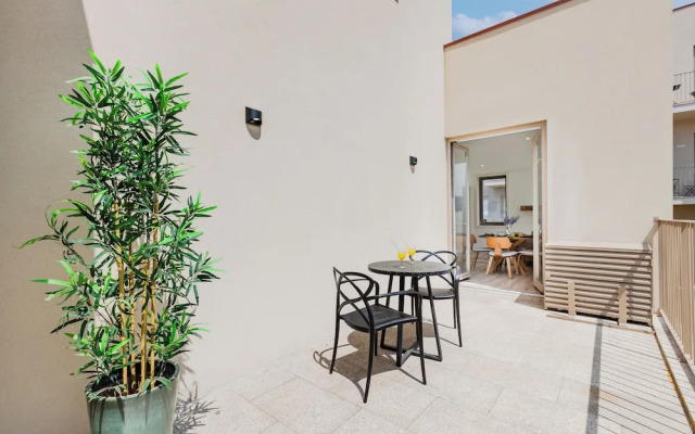 The Sunny Duplex at BoaVista Flats