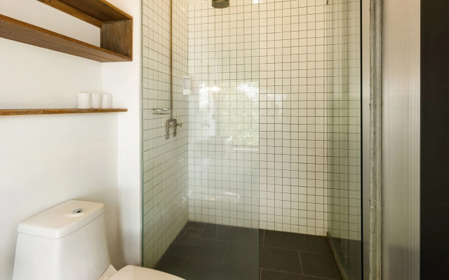 Belakang KongHeng By DreamScape