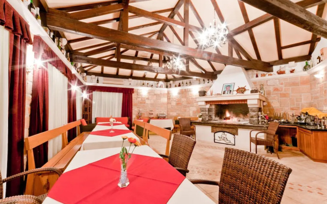 Barba Petra Dvori Apartments