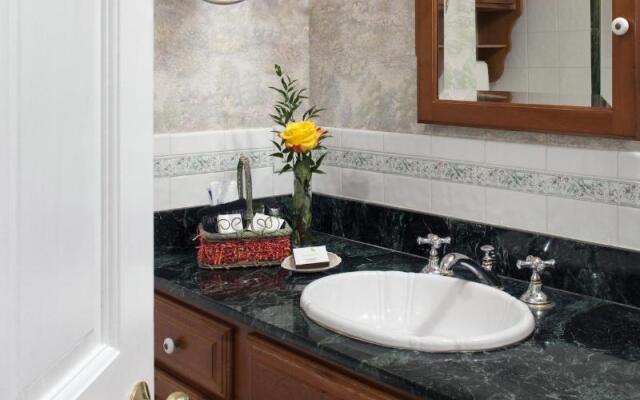 1802 House Bed and Breakfast