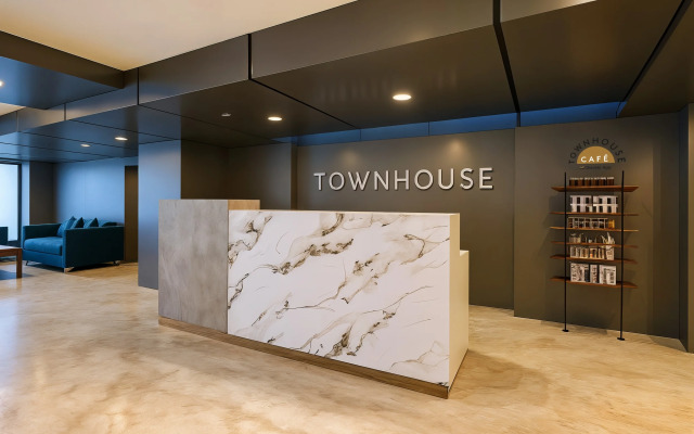 Super Townhouse Oak Udyog Vihar