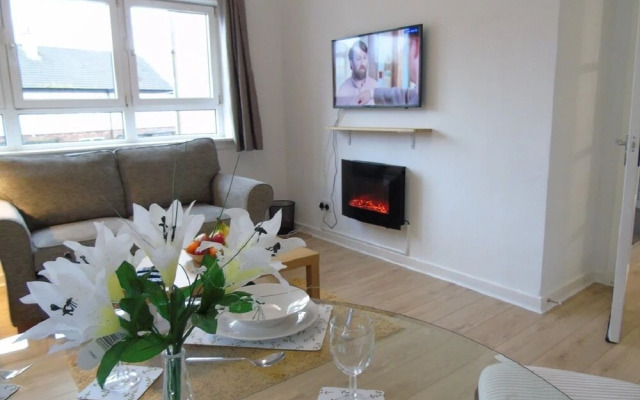 Snug - Faodail Apartment