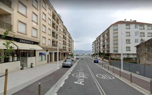 Acogedor apartamento a 50m de Playa Silgar