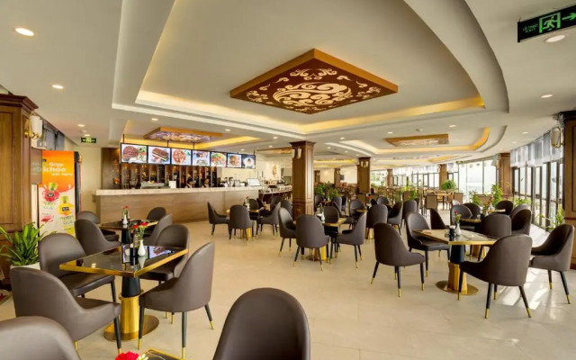Heaven Gate Hotel O Quy Ho