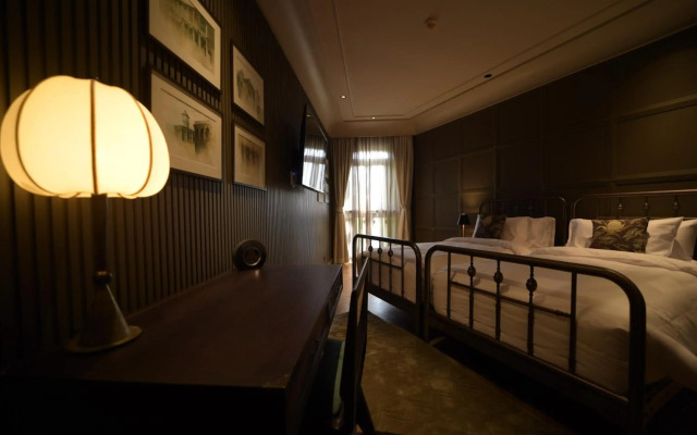 Hotel Verdigris