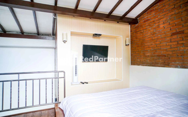 Omah Alif RedPartner