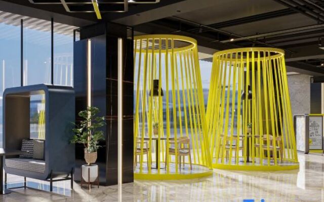 Yello Hotel Harbour Bay Batam