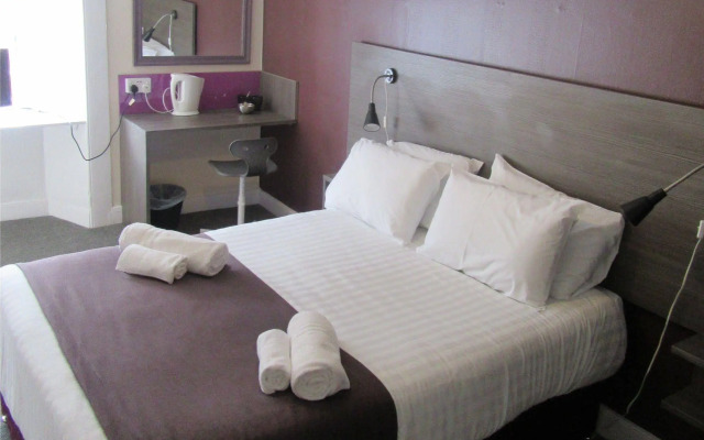 The Breadalbane Arms Hotel (Room Only)