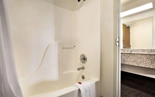 Travelodge by Wyndham Cheyenne