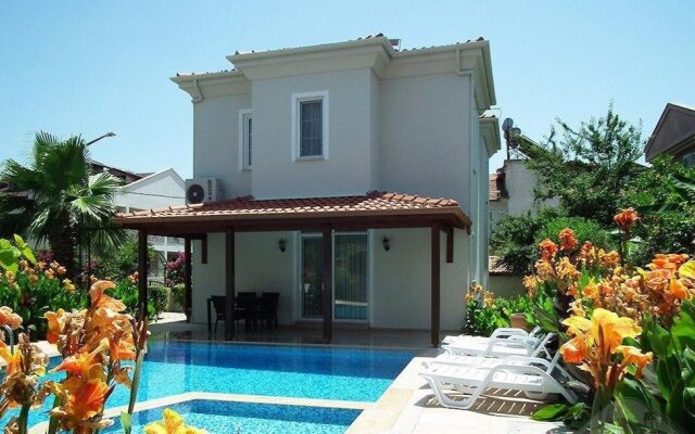 Villa Nehir