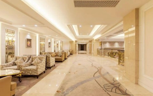 Southeast Huadu Hot Spring Hotel
