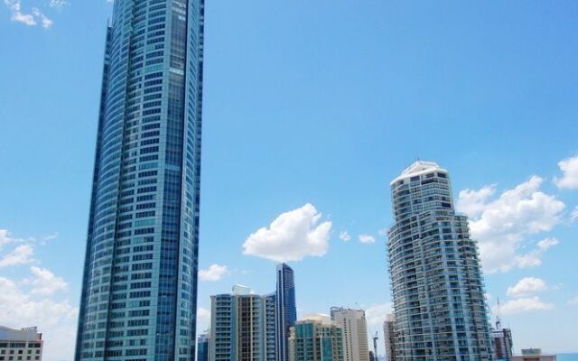 Apartment 4204 - HR Surfers Paradise