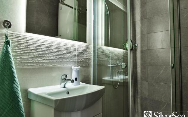 SilverSea Apartman