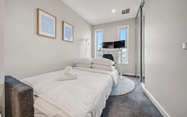 Tranquil Apartment in Green, Well Connected Suburb – Guest Rooms – Tuggeranong
