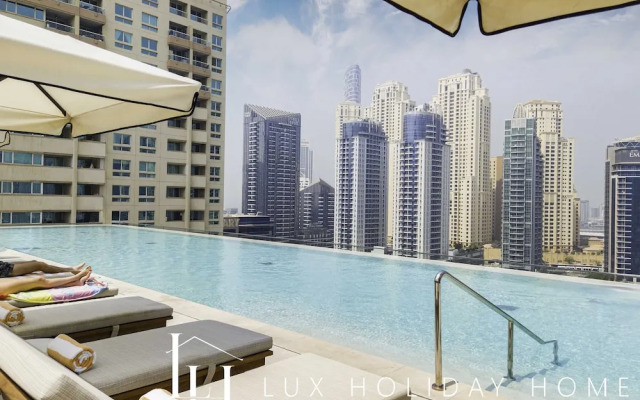 LUX  The Vida Marina Residence 3