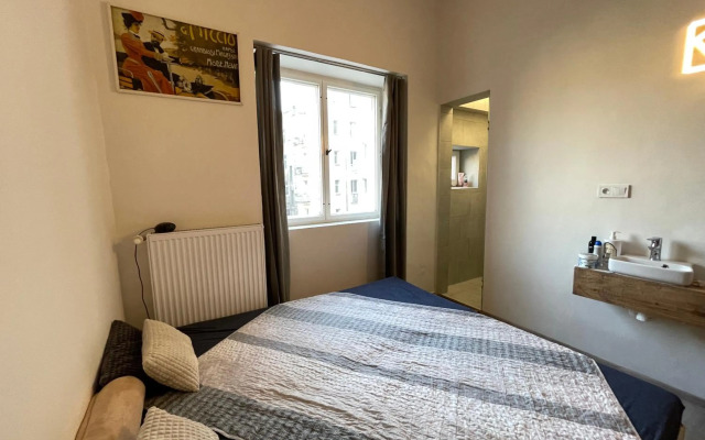 Red&Black Apartment City centr