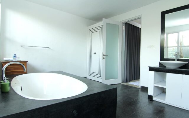 The Radian Villa