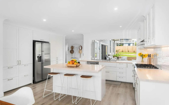 SurfBreak on Seaside