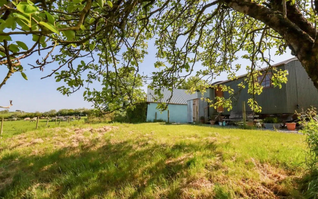 Puddle Duck Shepherds Hut