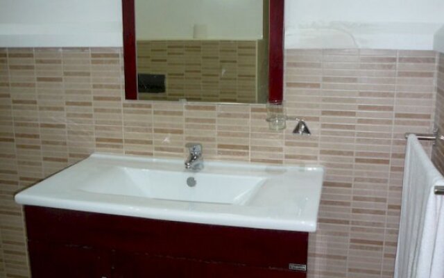 Yasmeen Suite Hotel