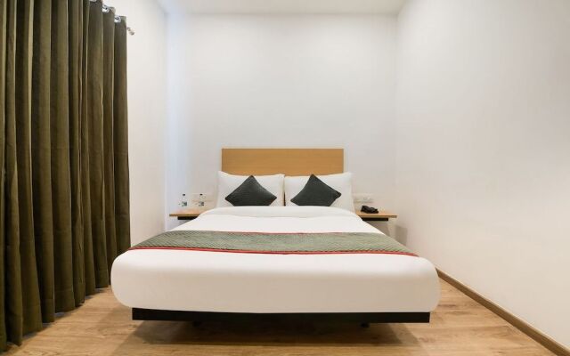 OYO Townhouse 217 The Awadh Airport