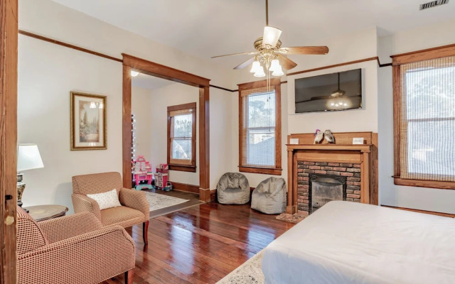 Heavenly on Hunter-Historic Grandeur-The Cannon